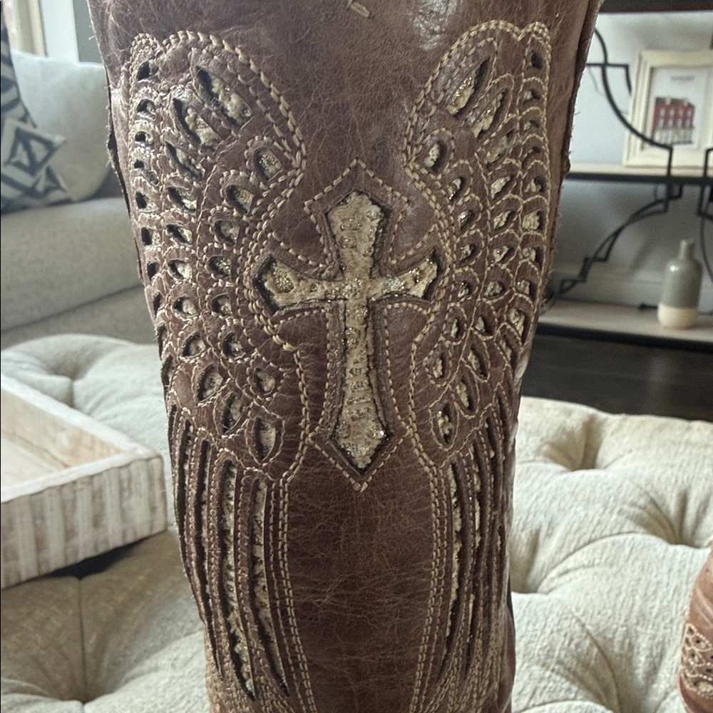 Golden‎ Guns Women’s 8 Brown Western Cowboy Boots Embroidered Gold Cross - Picture 4 of 9
